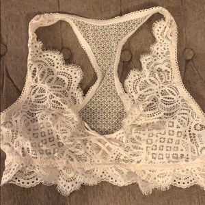 *3 for $24* Victoria’s Secret Cream Lace Bralette